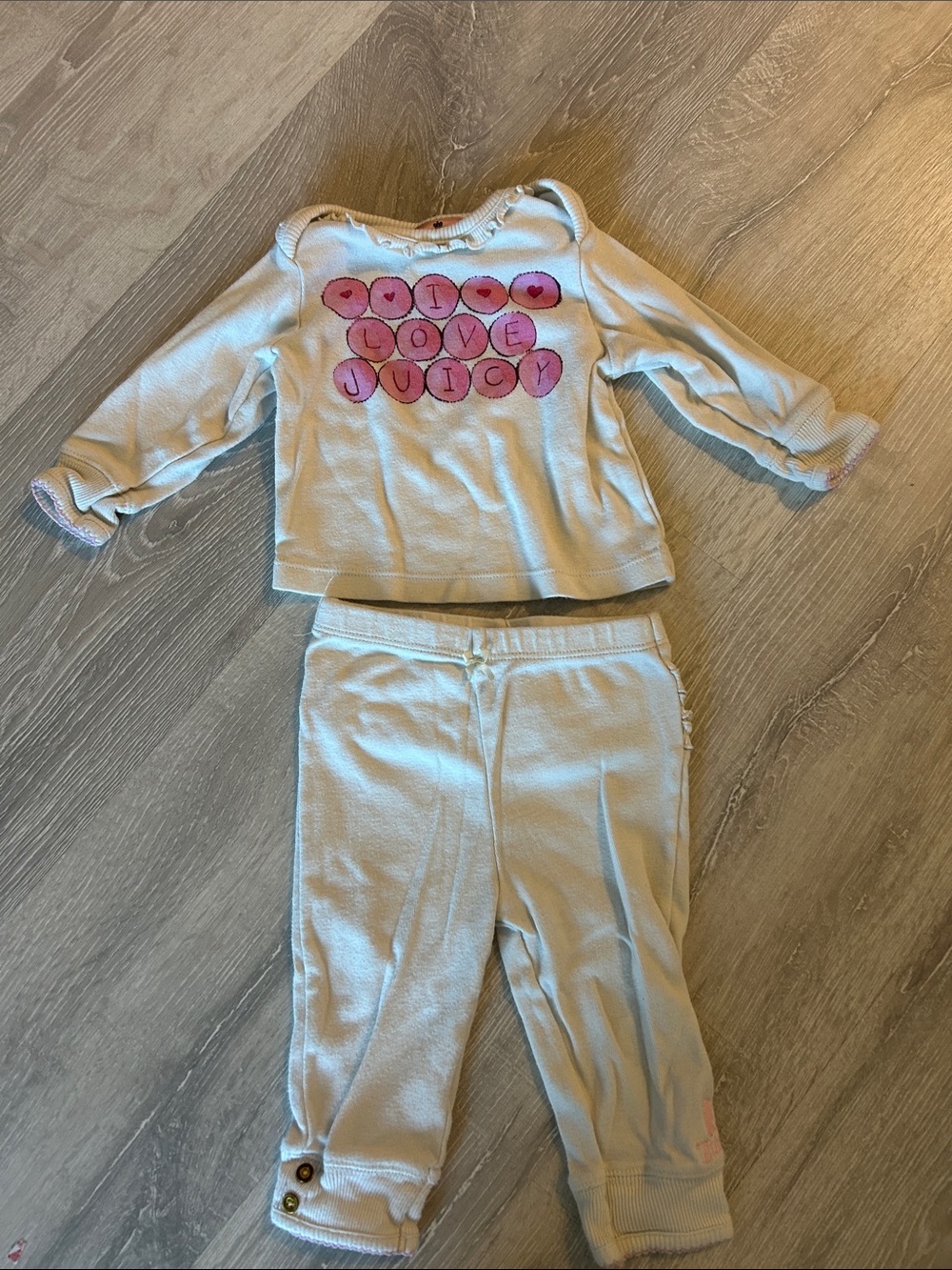 Juicy Couture Cream Set with Pink 'Love Juicy' Graphic
